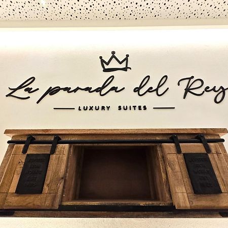 La Parada Del Rey - Luxury Suites プラセンシア エクステリア 写真