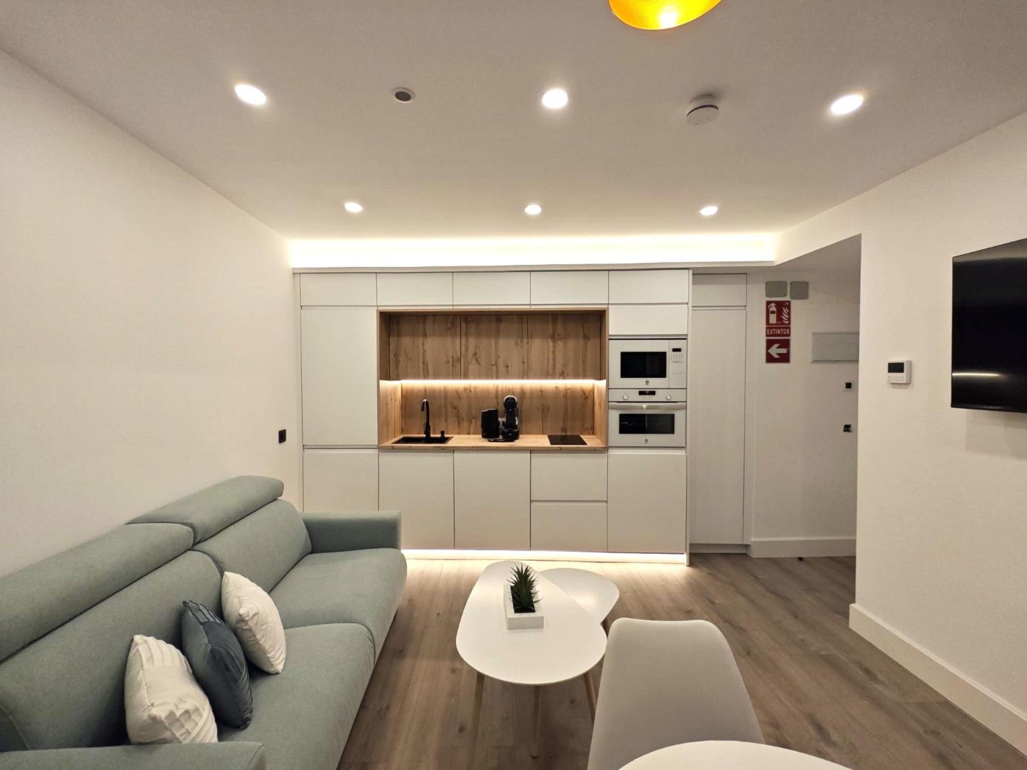 La Parada Del Rey - Luxury Suites プラセンシア エクステリア 写真