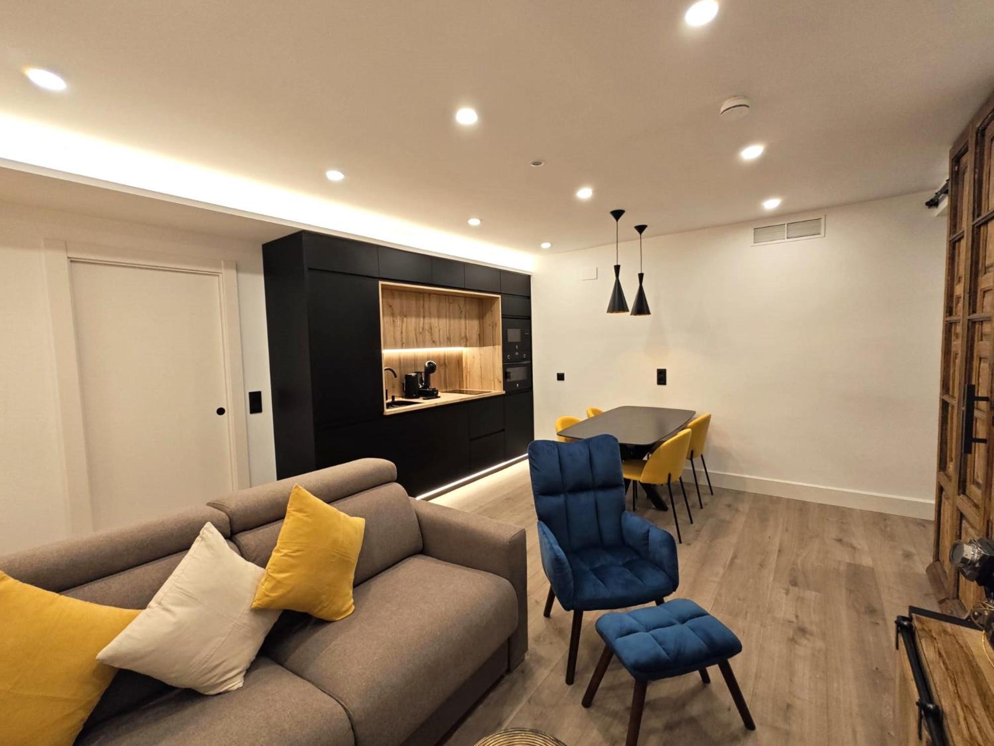 La Parada Del Rey - Luxury Suites プラセンシア エクステリア 写真