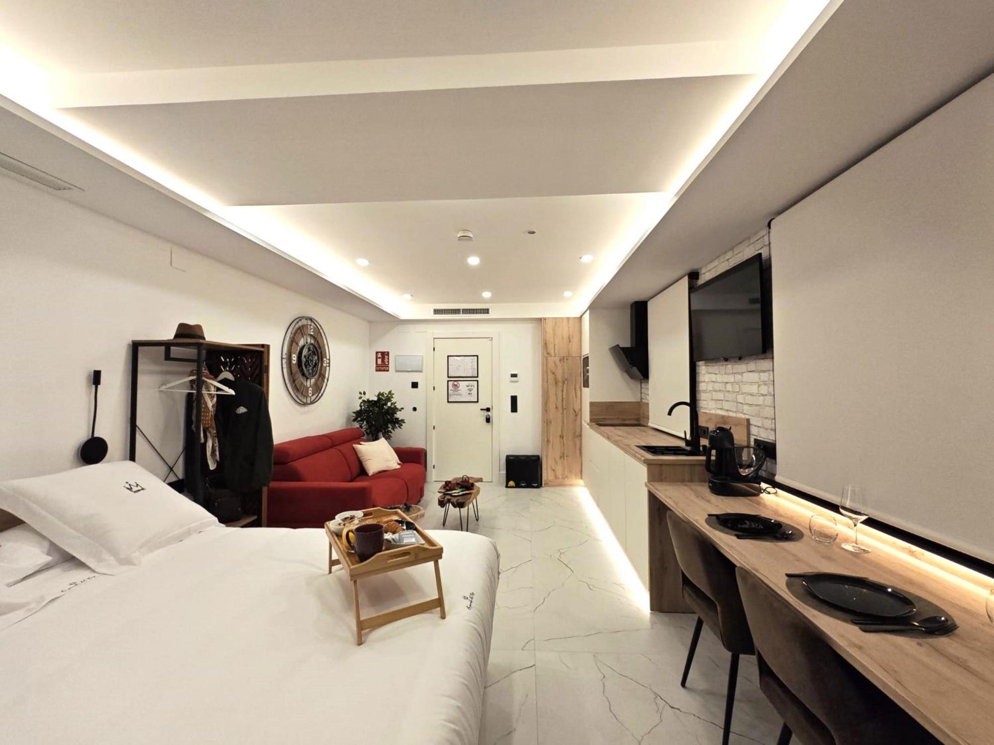 La Parada Del Rey - Luxury Suites プラセンシア エクステリア 写真