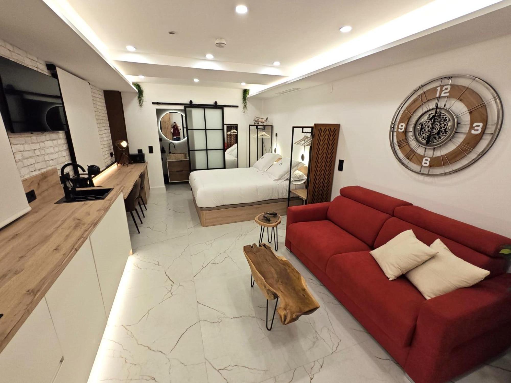 La Parada Del Rey - Luxury Suites プラセンシア エクステリア 写真